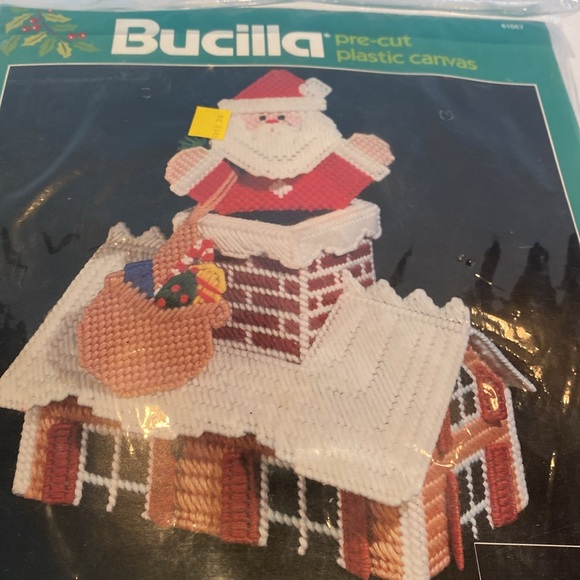 Bucilla Other - NIP & Vintage 1970s Bucilla Up The Chimney Centerpiece